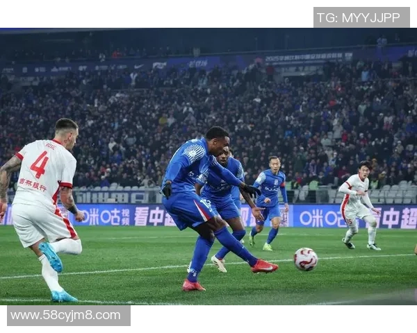 上海足球队配合分析与战术探讨提升球队整体实力的关键因素